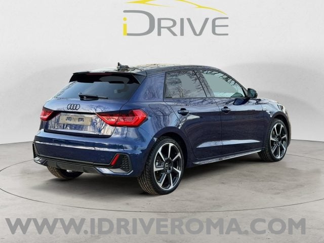 Audi A1 A1 Sportback 30 1.0 tfsi Identity Black 116cv s-tr - foto 4 di 4