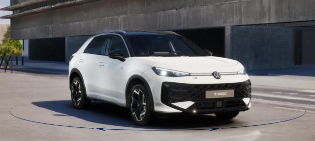 Volkswagen T-Roc 1.5 eTSI ACT 150 CV DSG R-Line - foto 3 di 4