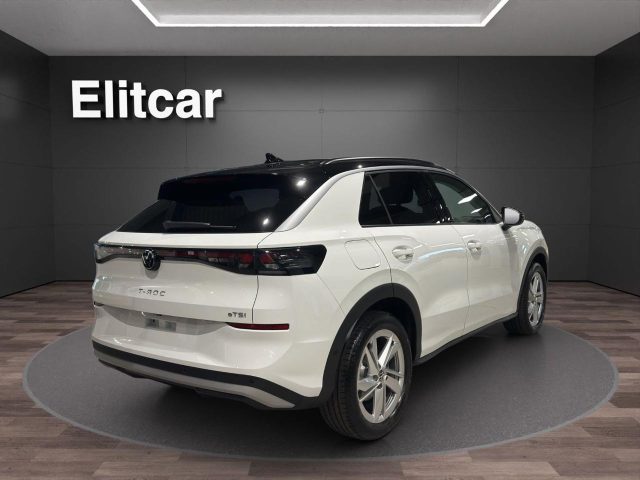 Volkswagen T-Roc 1.5 eTSI ACT 150 CV DSG Style - foto 4 di 4