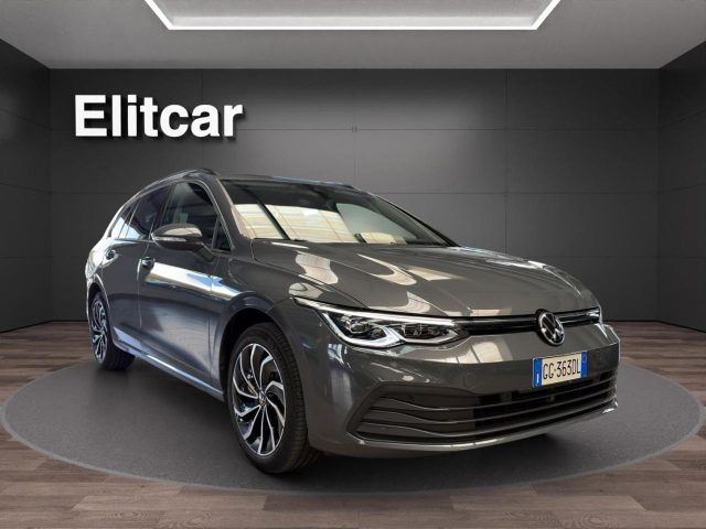Volkswagen Golf Variant 1.0 eTSI EVO DSG Life - foto 3 di 4