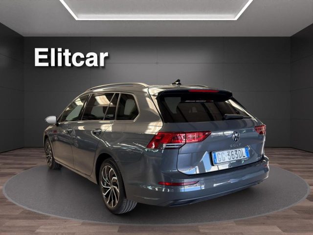 Volkswagen Golf Variant 1.0 eTSI EVO DSG Life - foto 4 di 4