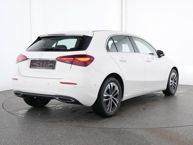 Mercedes-Benz A 180 Automatic Progressive Advanced - foto 3 di 4