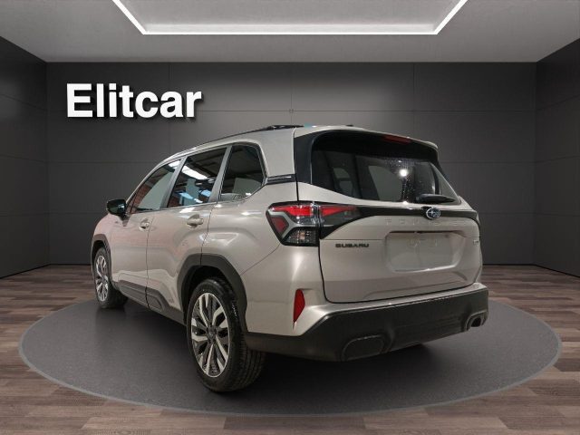 Subaru Forester 2.0 e-Boxer MHEV CVT Lineartronic Premium - foto 3 di 4