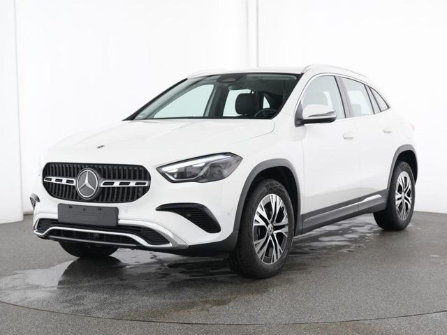 Mercedes-Benz GLA 180 Automatic Progressive Advanced - foto 2 di 4