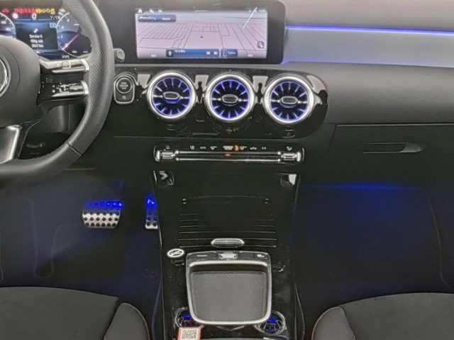 Mercedes-Benz A 180 Automatic AMG Line Advanced - foto 4 di 4