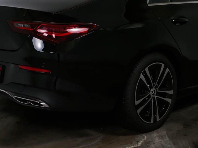 Mercedes-Benz CLA 180 Automatic Progressive Advanced - foto 3 di 4