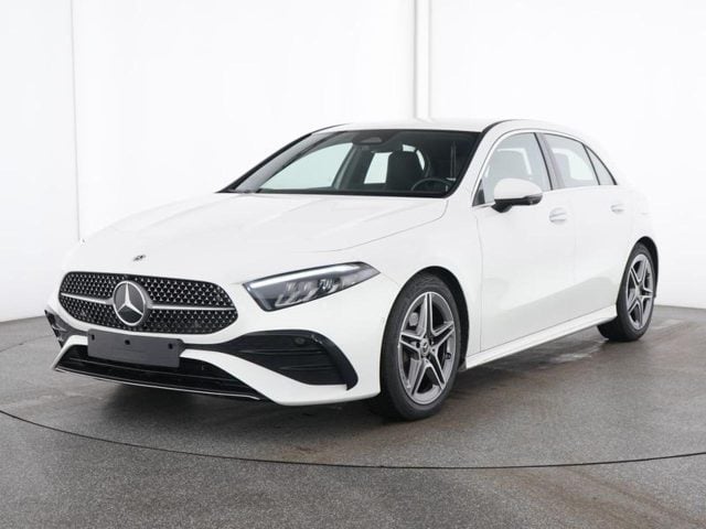 Mercedes-Benz A 180 Automatic AMG Line Advanced, del 2026, 27.338 km, in vendita a Dormelletto (NO)