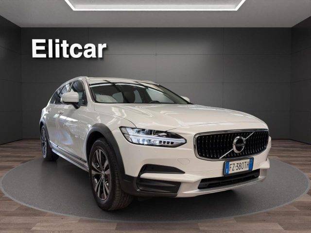 Volvo V90 Cross Country D5 AWD Geartronic Pro - foto 3 di 4