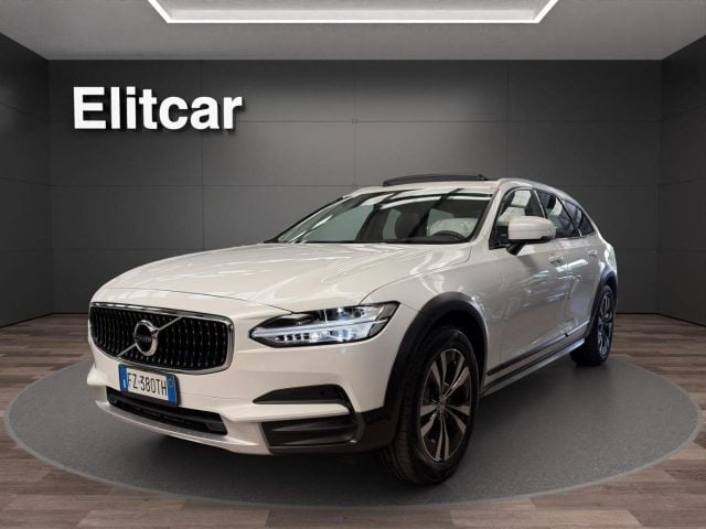 Volvo V90 Cross Country D5 AWD Geartronic Pro, del 2020, 86.910 km, in vendita a Dormelletto (NO)