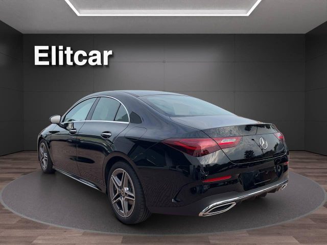 Mercedes-Benz CLA 180 Automatic AMG Line Advanced Plus - foto 3 di 4