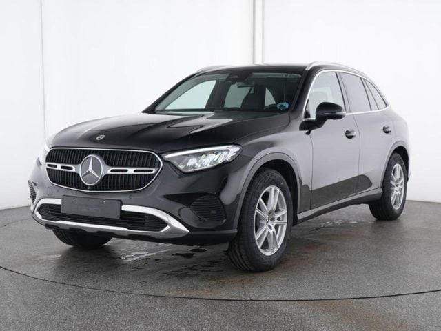 Mercedes-Benz GLC 200 4Matic Mild Hybrid Advanced Plus, del 2026, 27.727 km, in vendita a Dormelletto (NO)