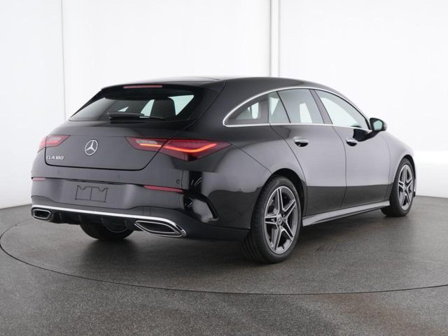 Mercedes-Benz CLA 180 Automatic Shooting Brake AMG Line Advanced Plus - foto 2 di 4
