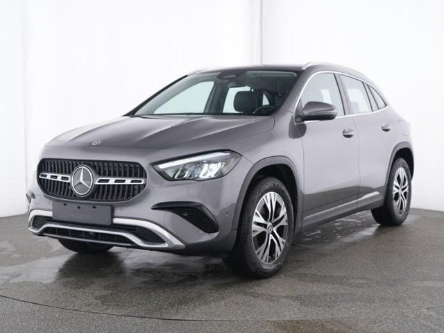 Mercedes-Benz GLA 200 Automatic Progressive Advanced, del 2025, 28.804 km, in vendita a Dormelletto (NO)