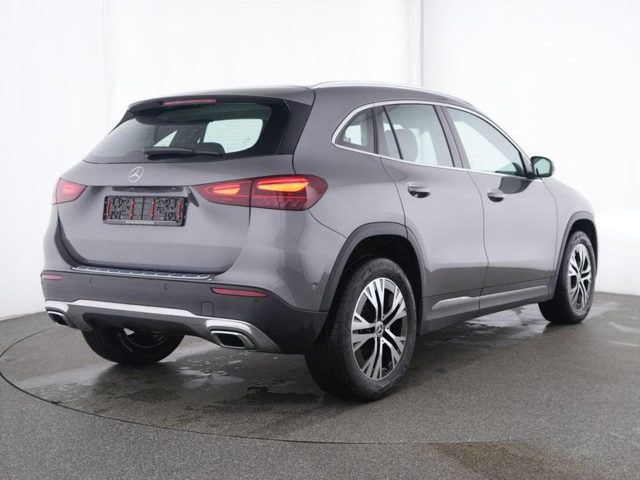 Mercedes-Benz GLA 200 Automatic Progressive Advanced - foto 3 di 4