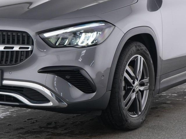 Mercedes-Benz GLA 180 Automatic Progressive Advanced - foto 3 di 4