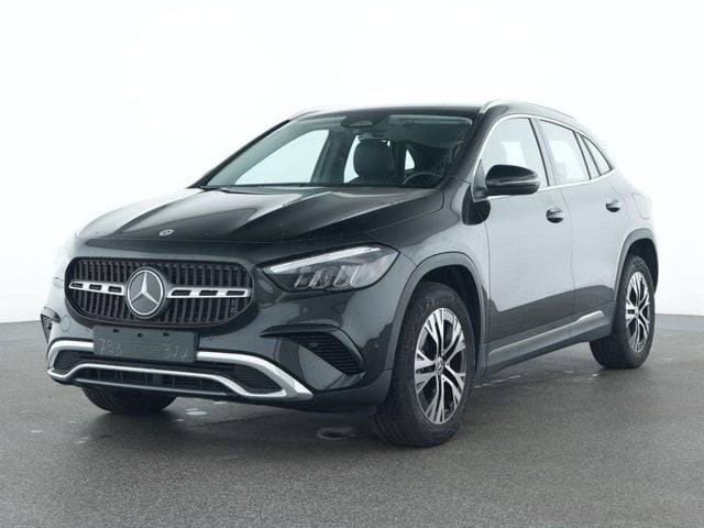 Mercedes-Benz GLA 180 Automatic Progressive Advanced, del 2025, 3.510 km, in vendita a Dormelletto (NO)