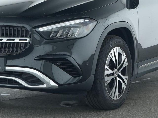 Mercedes-Benz GLA 180 Automatic Progressive Advanced - foto 2 di 4