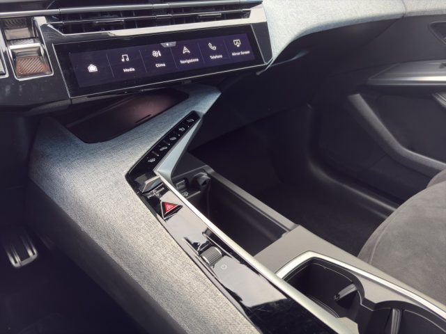 Peugeot 3008 Hybrid 145 e-DCS6 GT PROMO KM0, del 2026, 2 km, in vendita a Gubbio (PG)