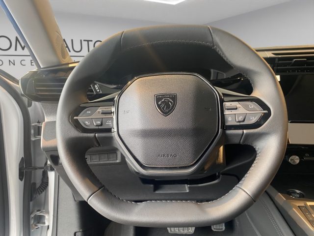 Peugeot 308 Hybrid 136 e-DCS6 Allure km 0 a GUBBIO