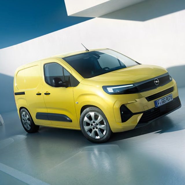 Opel Combo Cargo 1.5 Diesel 100CV S&S PC 650kg - foto 3 di 4