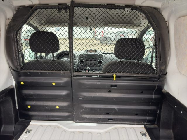 Peugeot Partner BlueHDi 75 L1 Furgone Pro, del 2017, 131.000 km, in vendita a Gubbio (PG)