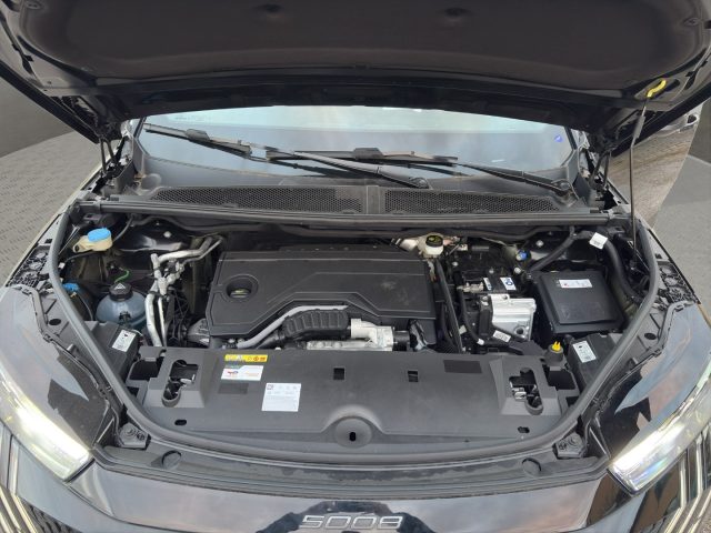 Peugeot 5008 Nuovo Hybrid 145 e-DCS6 GT km 0 a GUBBIO