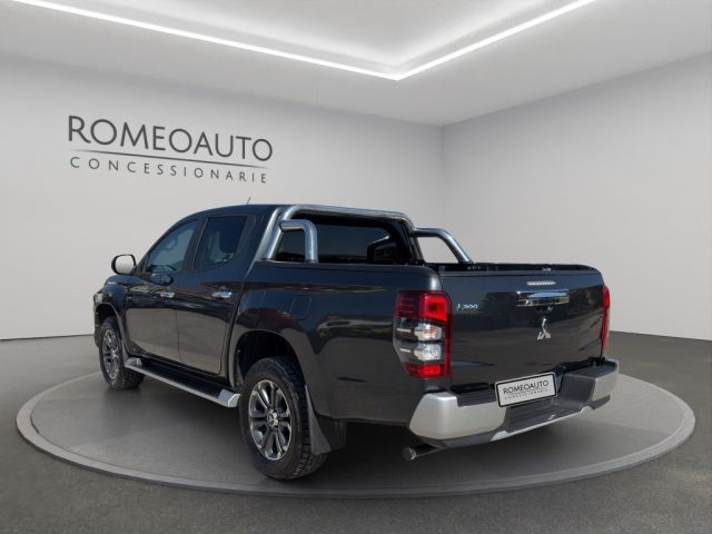 Mitsubishi L200 d.Cab 2.3 D intense pack 1 intouch 4wd 150 CV - foto 4 di 4