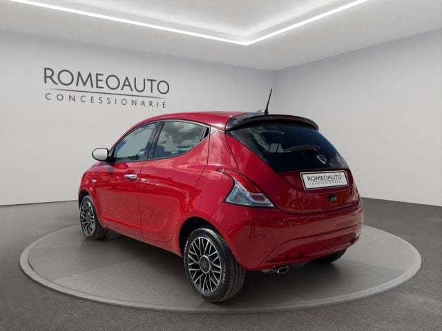 Lancia Ypsilon 1.2 ecochic Gpl 69 cv - foto 4 di 4