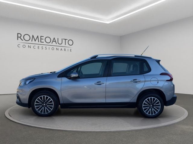 Peugeot 2008 1.2 t. Allure 110 cv - foto 3 di 4