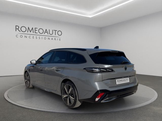 Peugeot 308 1.5 bluehdi Sw GT 130 cv eat8 - foto 4 di 4