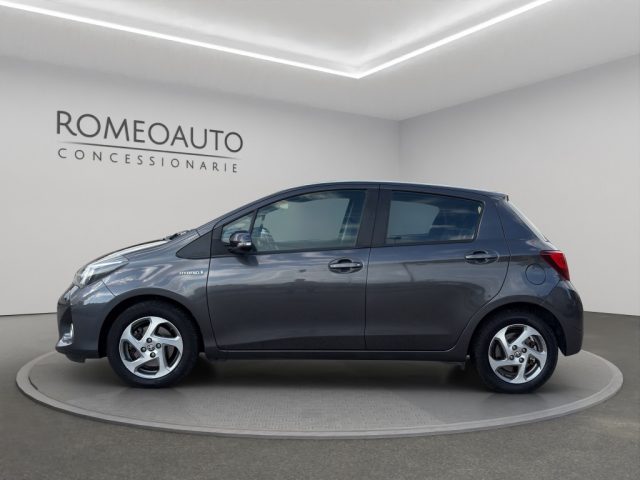 Toyota Yaris 1.5 hybrid business - foto 3 di 4