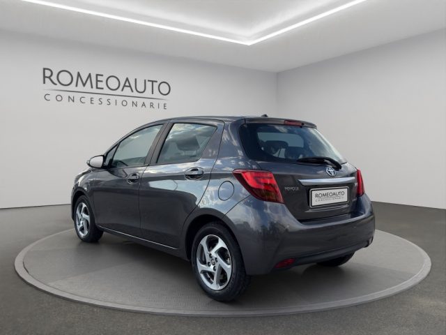 Toyota Yaris 1.5 hybrid business - foto 4 di 4