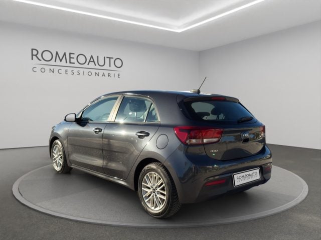 Kia Rio 1.2 GPL evolution 82 cv - foto 4 di 4