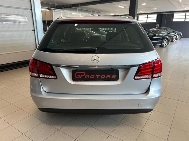 Mercedes-Benz E 220 BlueTEC S.W. 4Matic Automatic Business - foto 4 di 4
