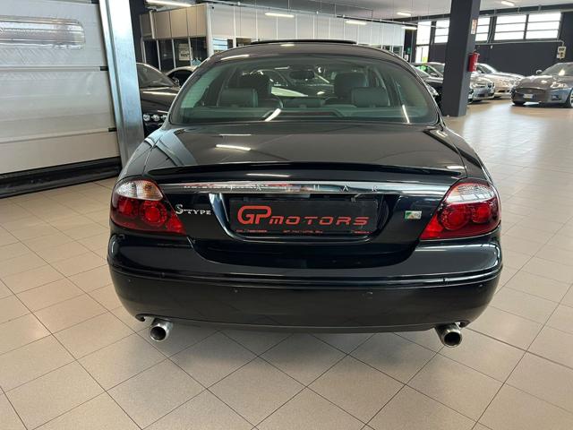 Jaguar S-Type R 4.2 SUPERCHARGED 400CV 1PROPRIETARIO - foto 4 di 20