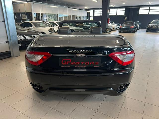 Maserati GranCabrio 4.7 440CV TAGLIANDI UFFICIALI ! 2 PROPRIETARI ! - foto 4 di 4