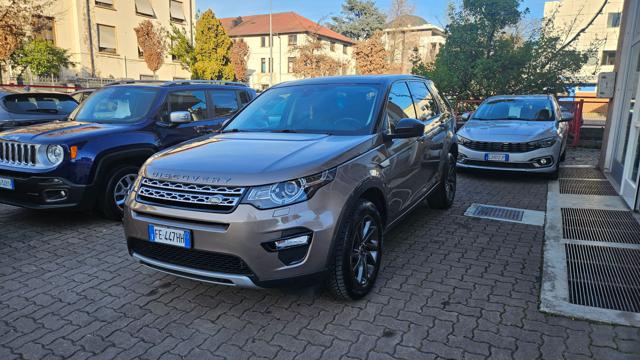 Land Rover Discovery Sport 2.0 td4 HSE Luxury awd 150cv auto PELLE-CAM-NAVY - foto 2 di 4