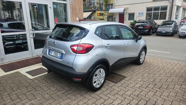 Renault Captur TCe 12V 90 CV Start&Stop Energy Zen - foto 4 di 15