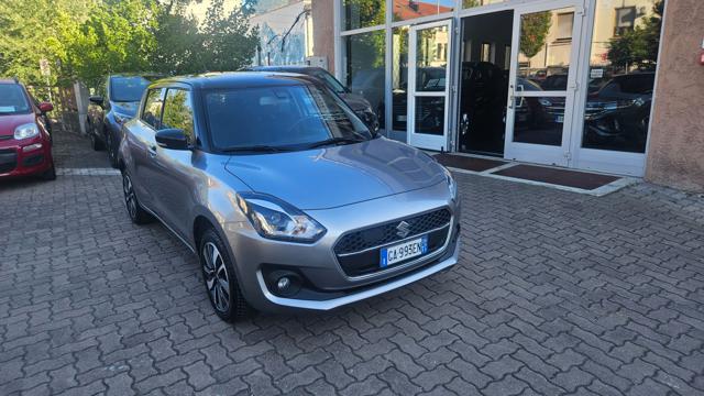 Suzuki Swift 1.2h Top allgrip 4wd GANCIO-SED.RISC.-NAVY-CAMERA, del 2020, 86.000 km, in vendita a Bolzano (BZ)