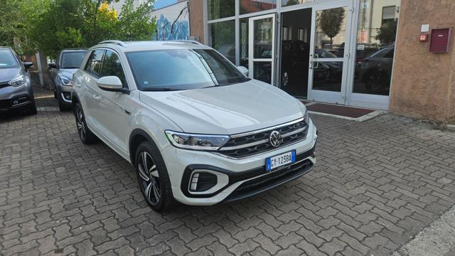 Volkswagen T-Roc 1.5 tsi R-Line Plus dsg ACC-CAMERA-PREZZO REALE!!, del 2025, 23.000 km, in vendita a Bolzano (BZ)