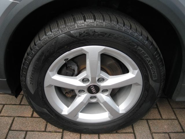 Audi Q2 35 TFSI S tronic - foto 3 di 4