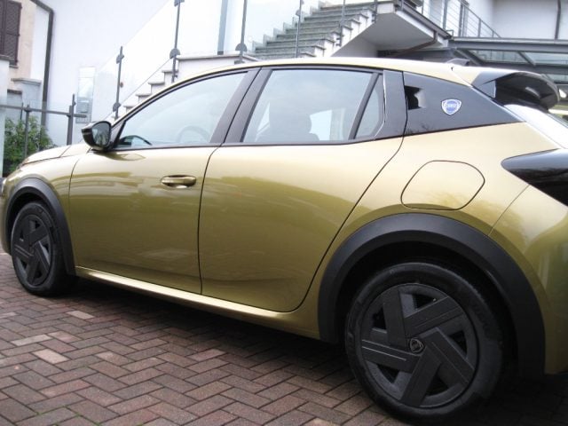 Lancia Ypsilon Hybrid e-DCT - foto 4 di 4