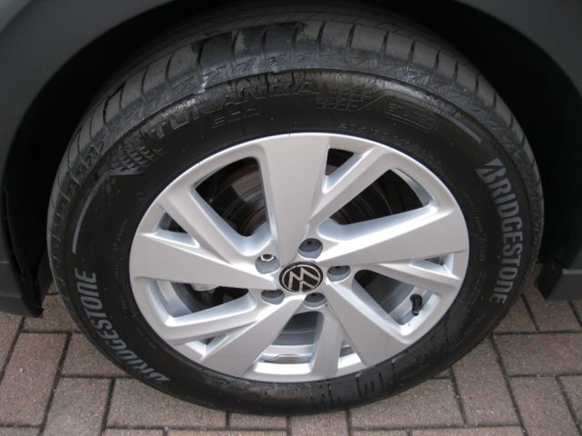 Volkswagen Taigo 1.0 TSI 115 CV Life con Tech Pack - foto 3 di 4