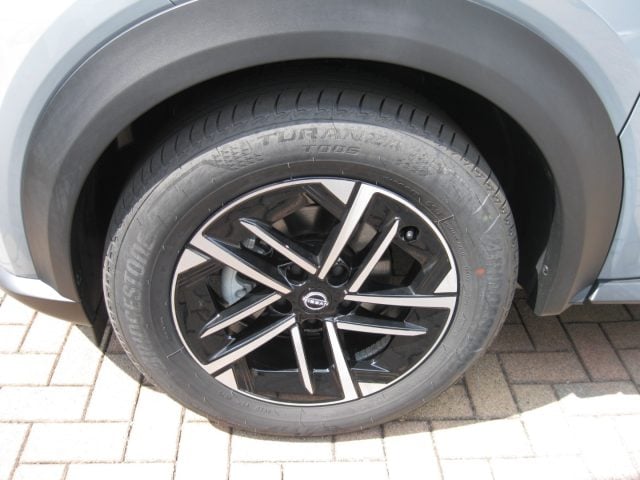 Nissan Juke 1.0 DIG-T 114 CV DCT N-Connecta - foto 3 di 4
