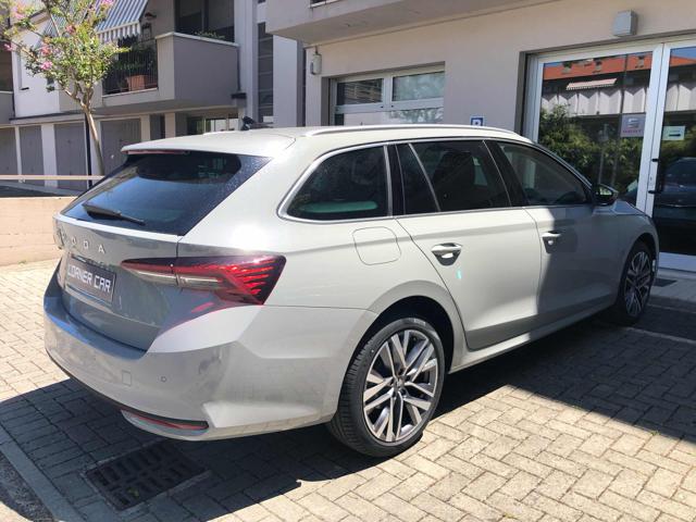 Skoda Octavia 1.5 m-Hybrid 150 CV DSG Wagon Style nuovo a FORLì