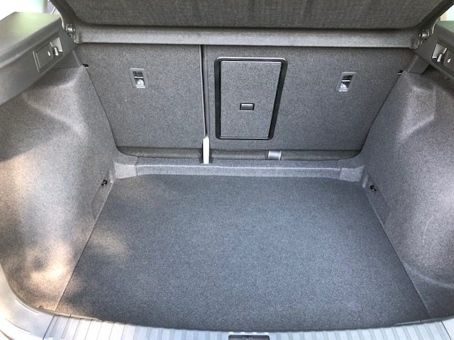 SEAT Ateca 2.0 TDI DSG Black Edition - KM0, del 2025, 5.900 km, in vendita a FORLì (FC)