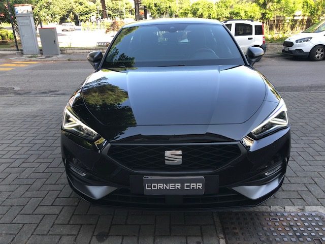 SEAT Leon 1.5 TSI 150 CV FR - foto 2 di 4