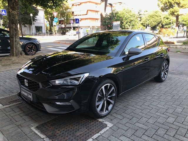SEAT Leon 1.5 TSI 150 CV FR usato a FORLì