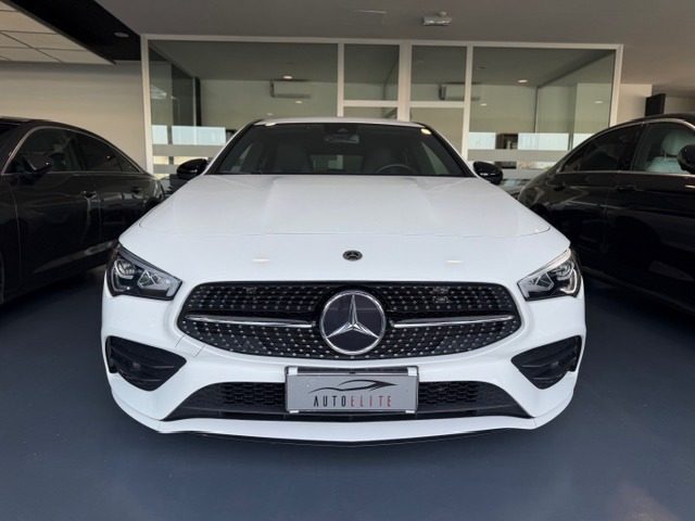Mercedes-Benz CLA 200 d Automatic Shooting Brake Premium - foto 2 di 4
