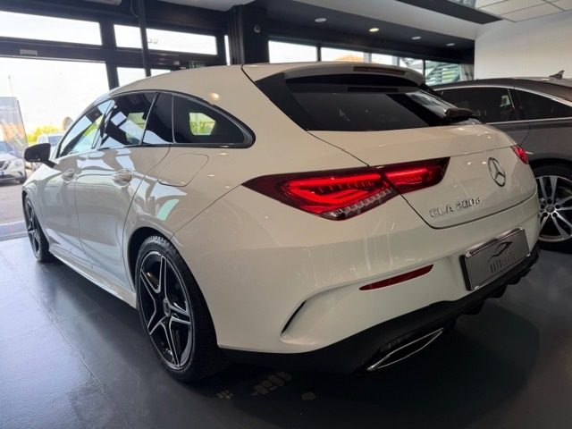 Mercedes-Benz CLA 200 d Automatic Shooting Brake Premium - foto 4 di 4